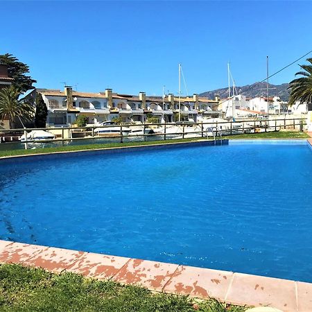 Apartamento En Roses Con Vistas Al Canal Y Piscina Av-52 Exterior photo