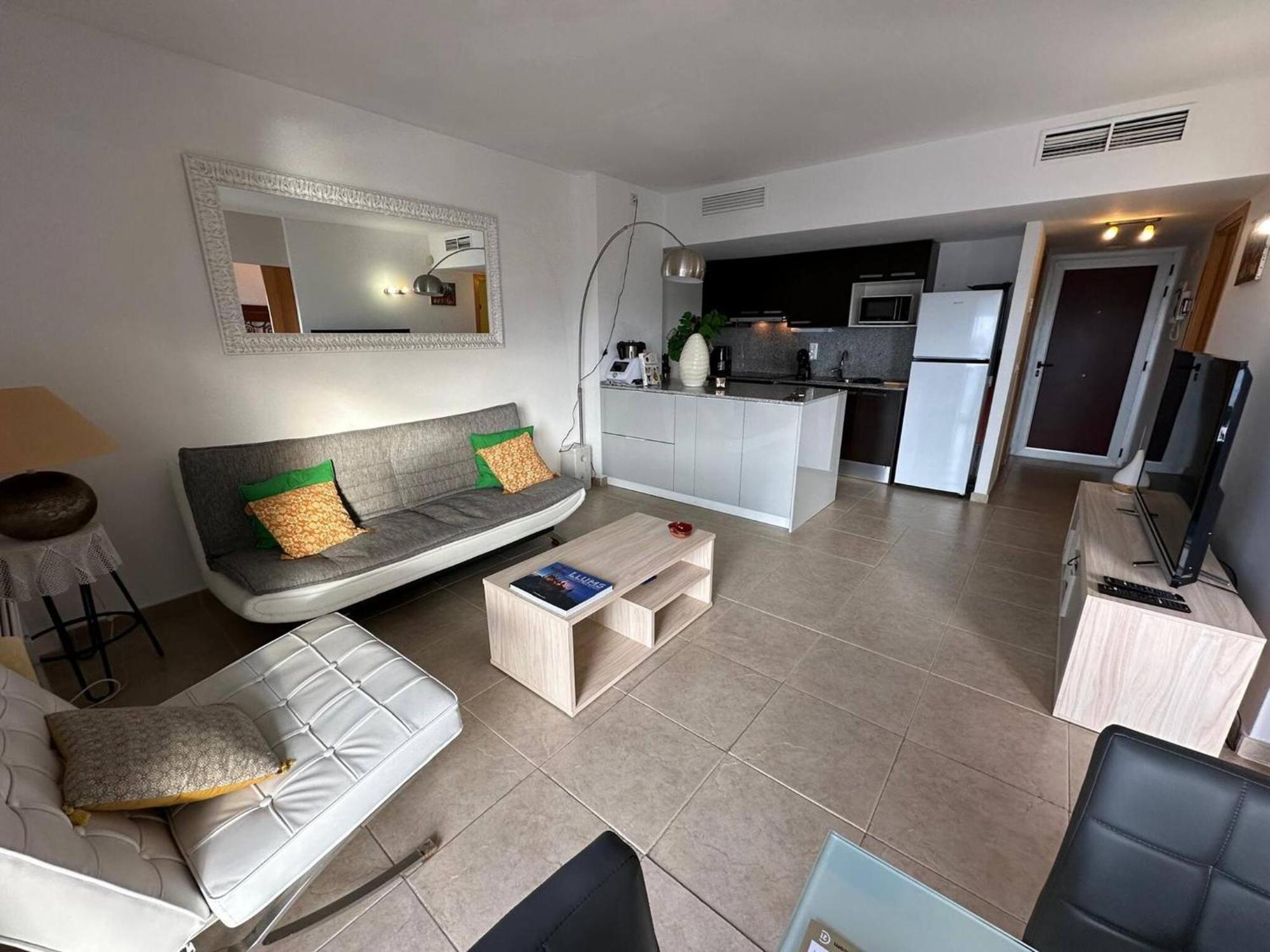 Apartamento En Roses Con Vistas Al Canal Y Piscina Exterior photo