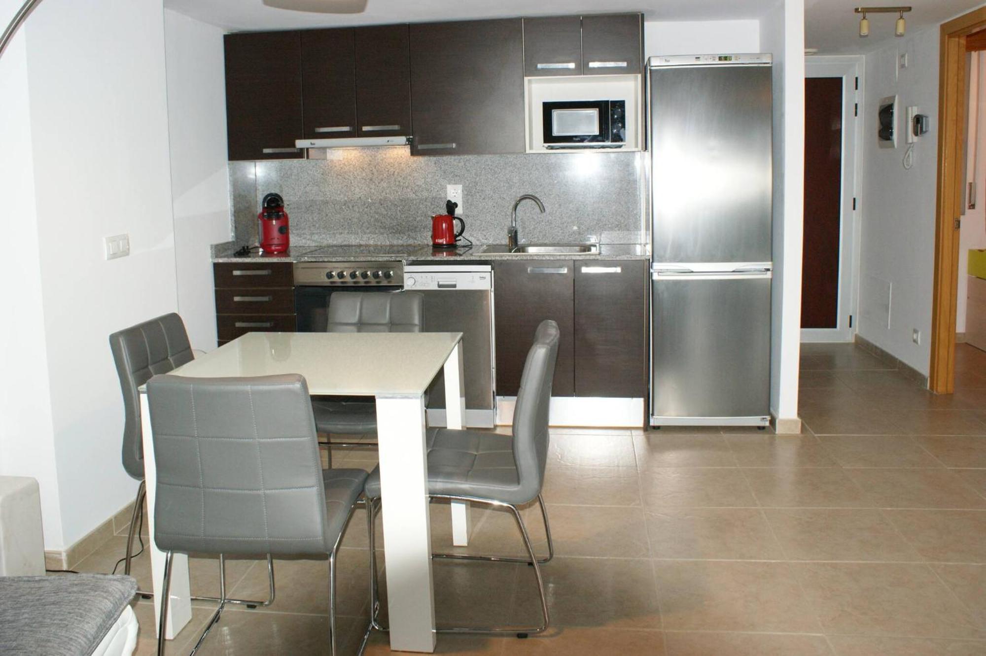 Apartamento En Roses Con Vistas Al Canal Y Piscina Av-52 Exterior photo