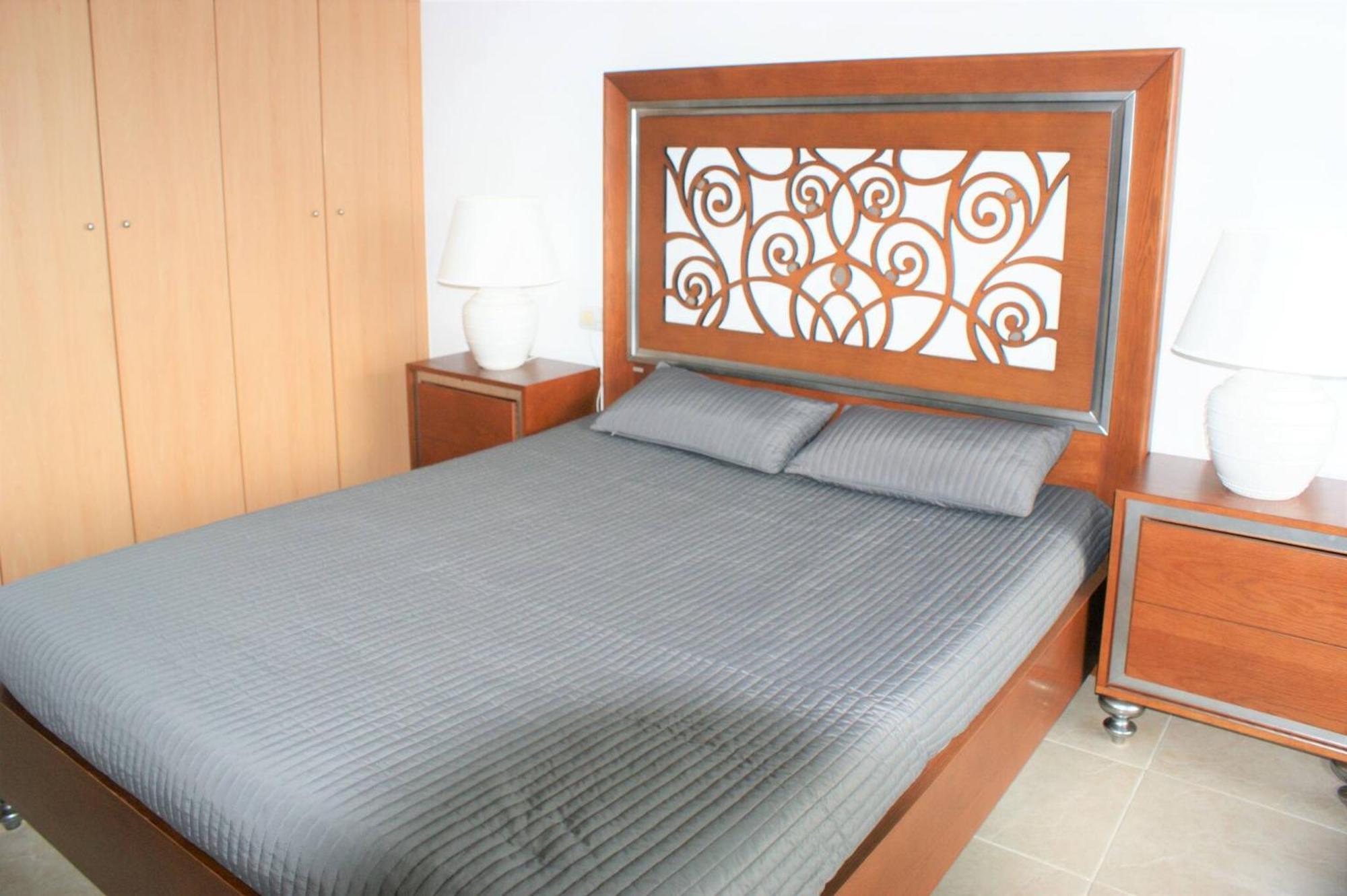 Apartamento En Roses Con Vistas Al Canal Y Piscina Exterior photo