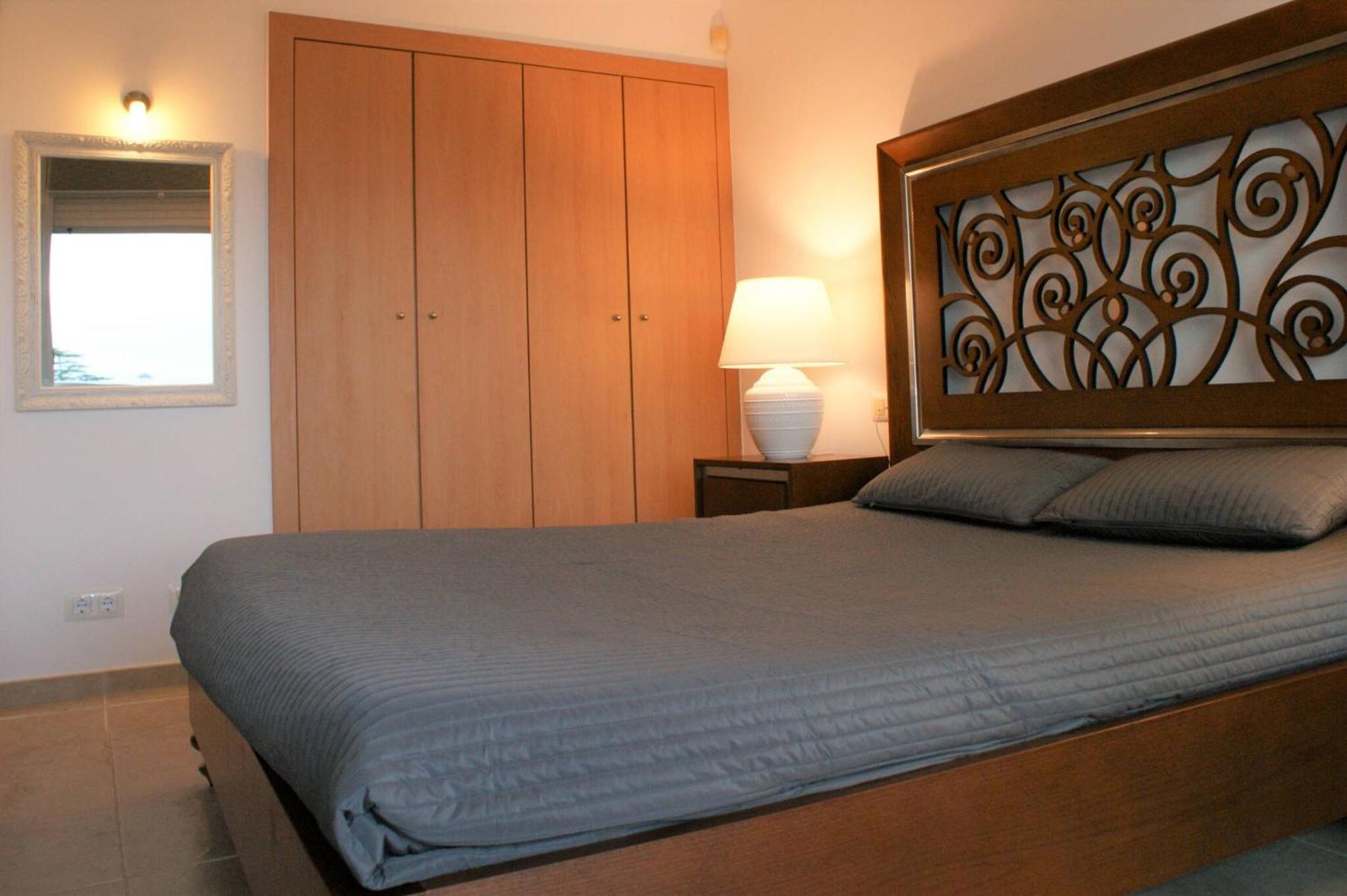Apartamento En Roses Con Vistas Al Canal Y Piscina Exterior photo