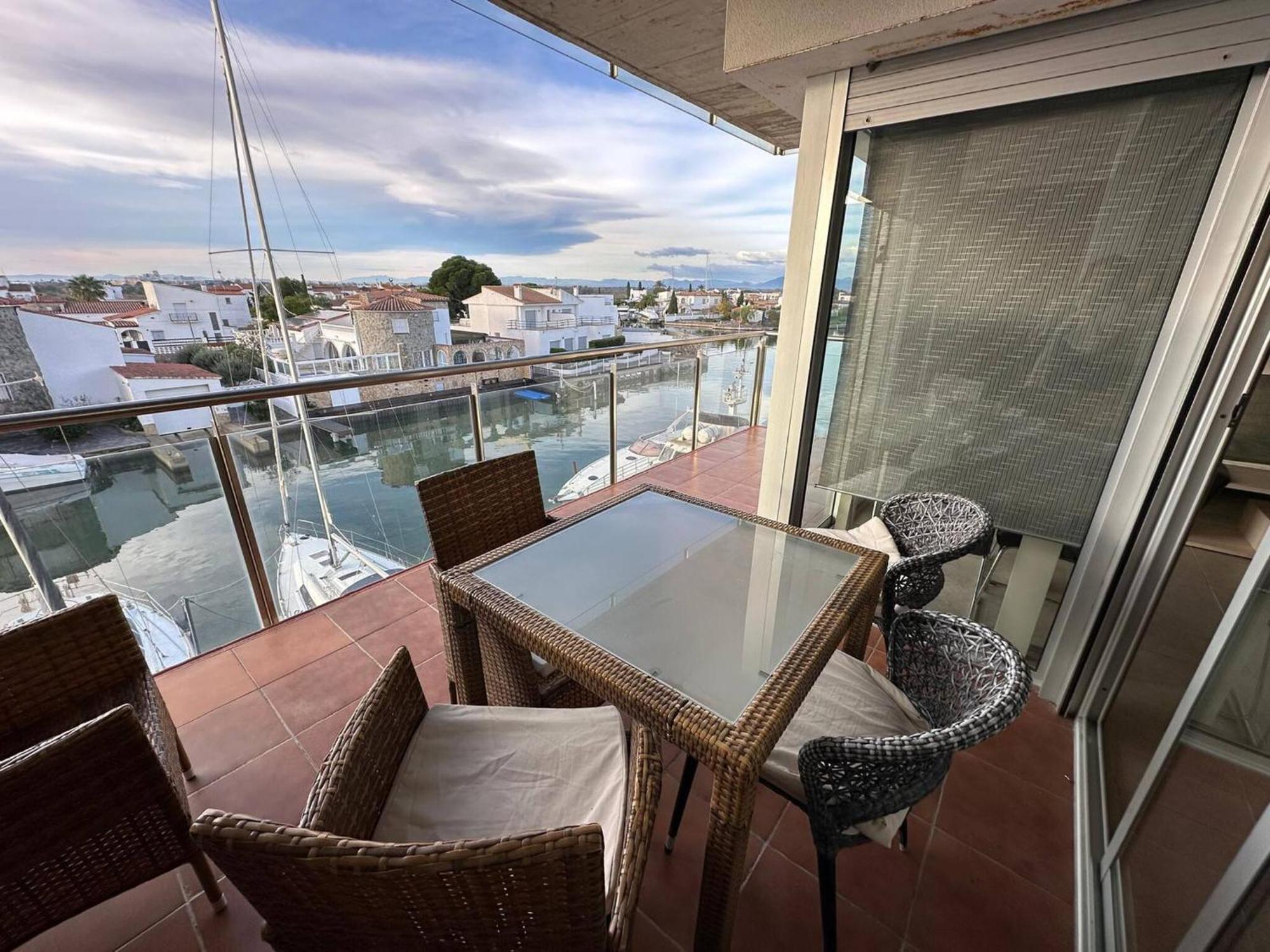 Apartamento En Roses Con Vistas Al Canal Y Piscina Av-52 Exterior photo